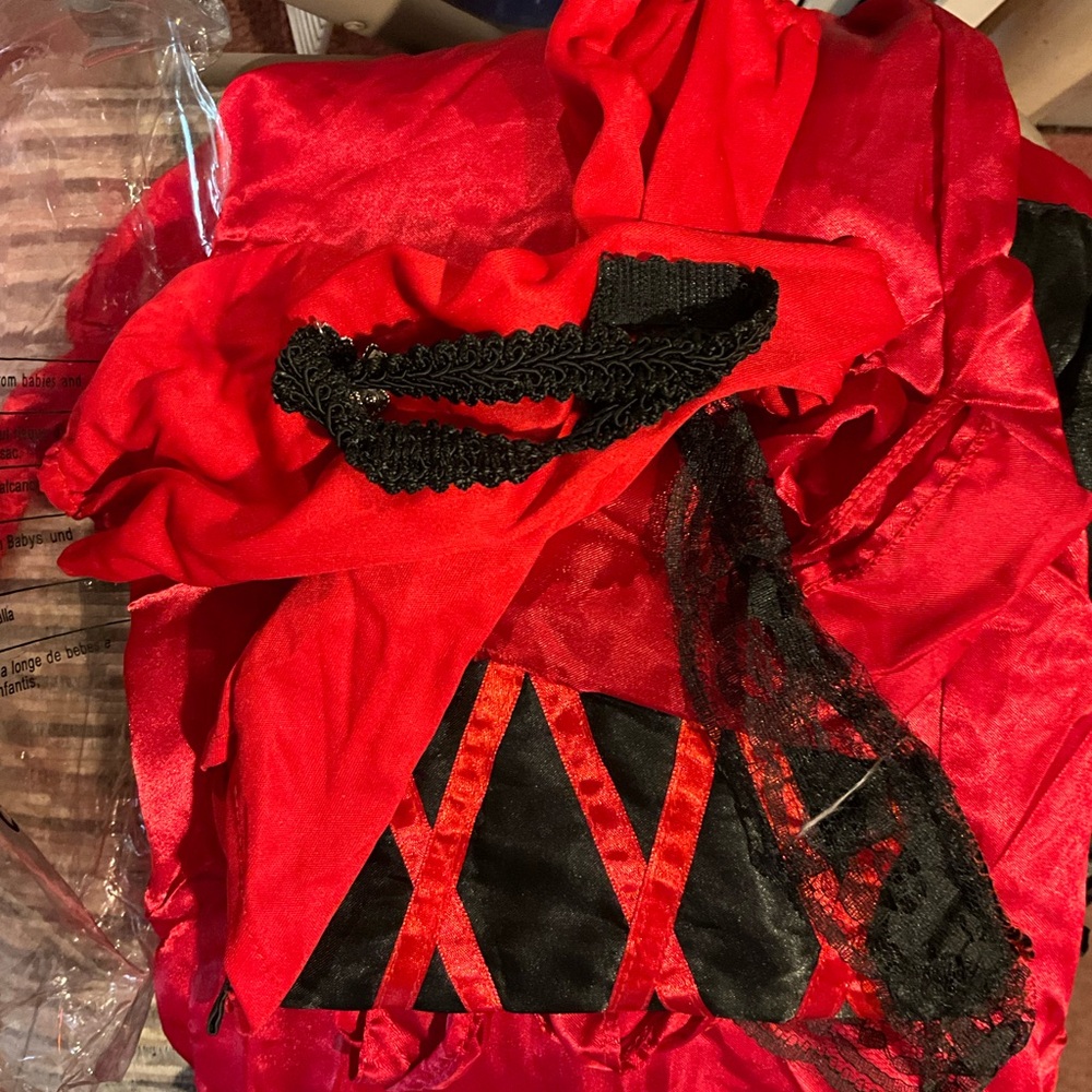 Saloon Sweetie Red Costume NEW OSFM HEAD PC NOT INCLUDED choker included - Picture 11 of 16